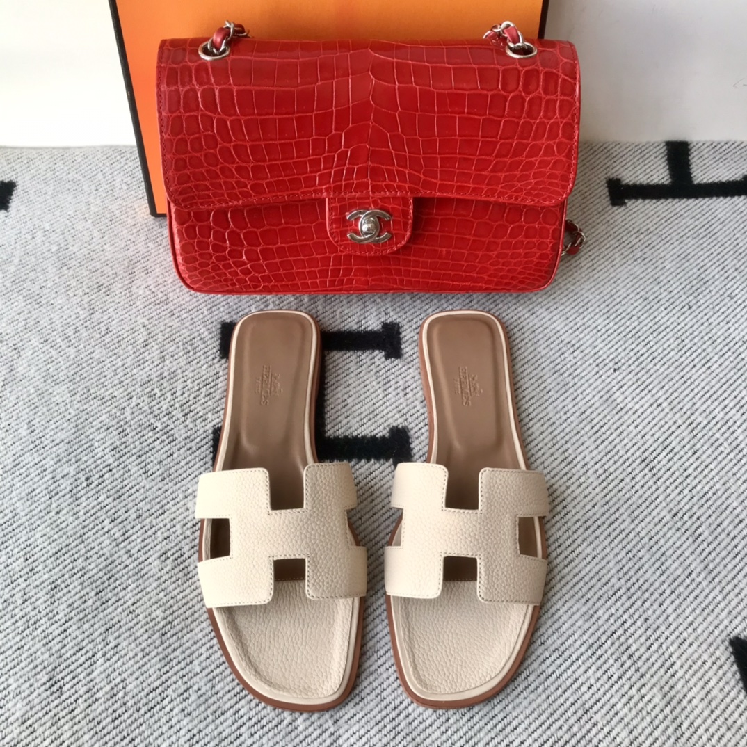 에르메스 올수공 오란 슬리퍼 샌들 토고 23